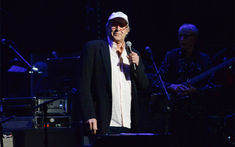 chevy chase's net worth