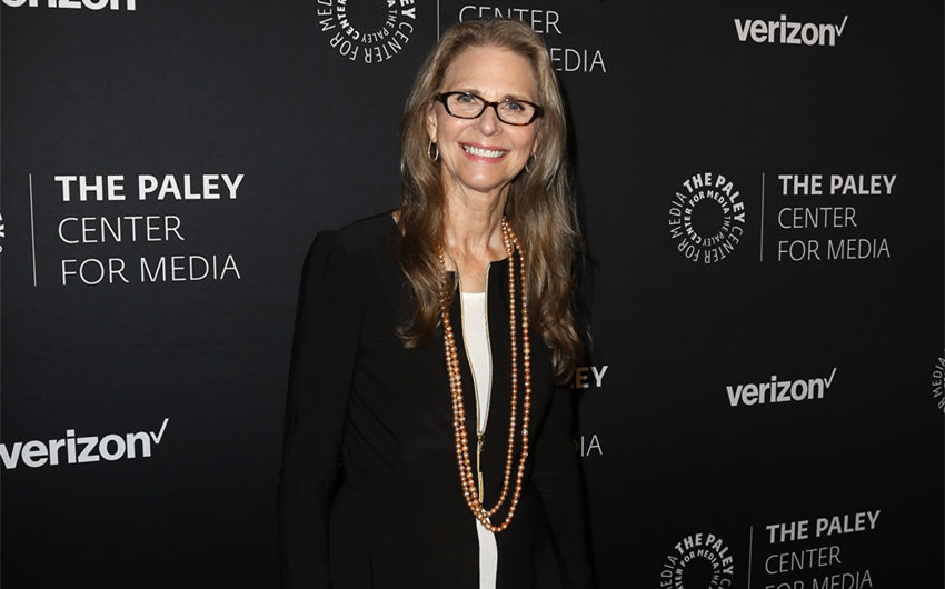 lindsay wagner husband